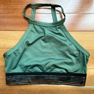 Victoria Sport Halter Bralette